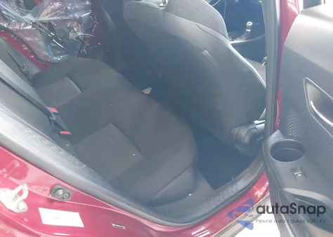 2018 Toyota C-Hr Xle z USA, uszkodzony, nr VIN JTNKHMBX4J1010184